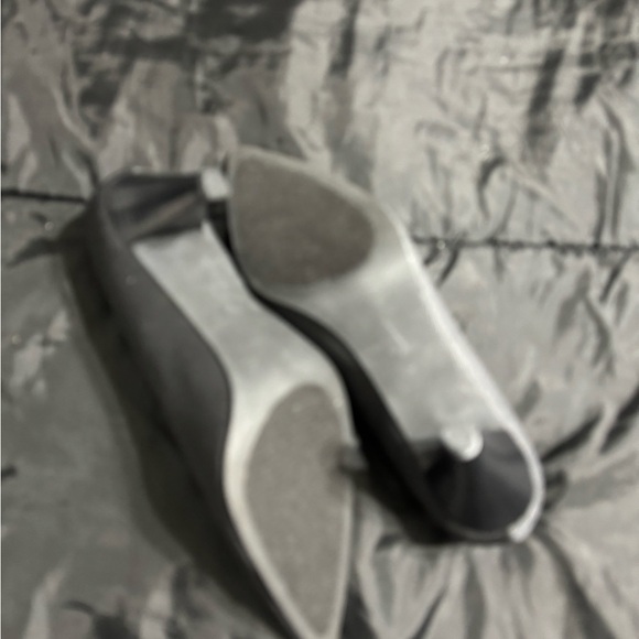 Two tone heel PreOwned Covington heels​ - Picture 4 of 5